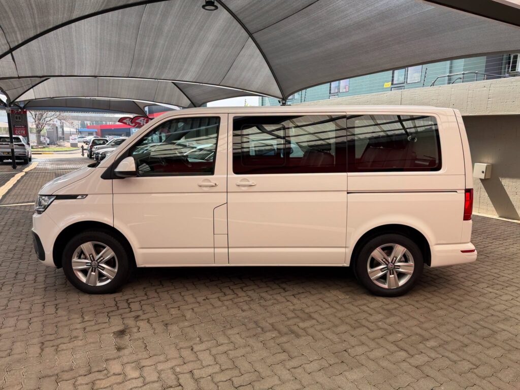 2024 Volkswagen Transporter 2.0 TDI 110kW Kombi SWB Trendline — Detail