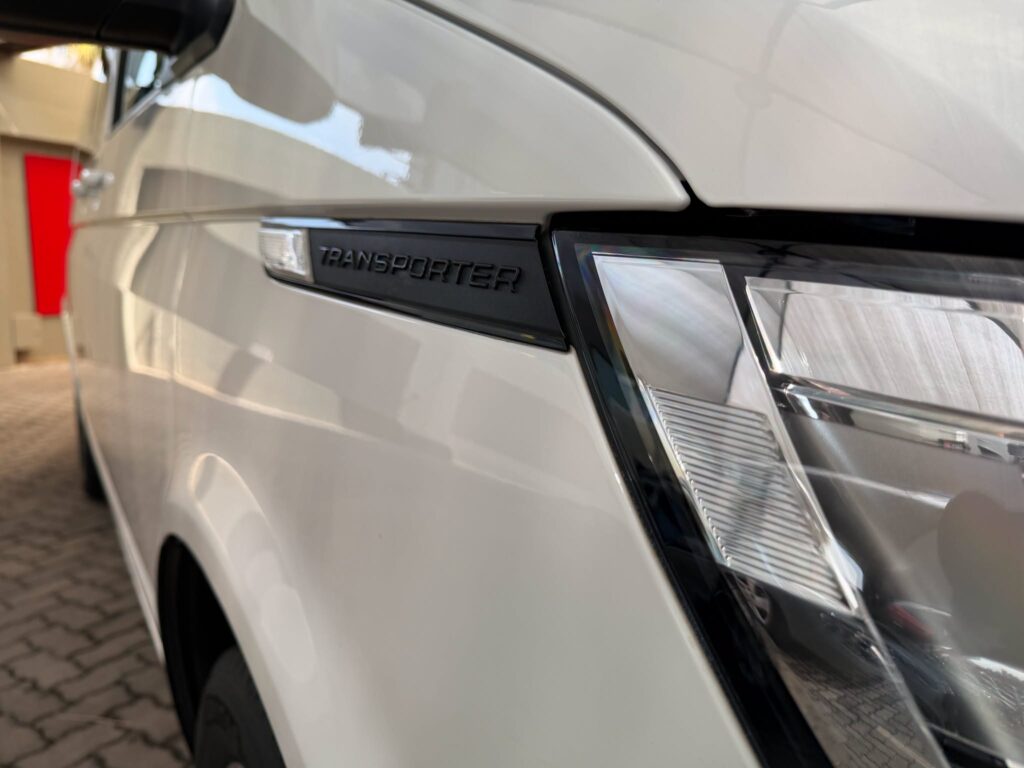 2024 Volkswagen Transporter 2.0 TDI 110kW Kombi SWB Trendline — Detail
