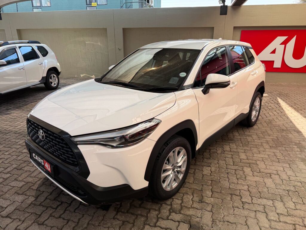 2024 Toyota Corolla Cross 1.8 — Side
