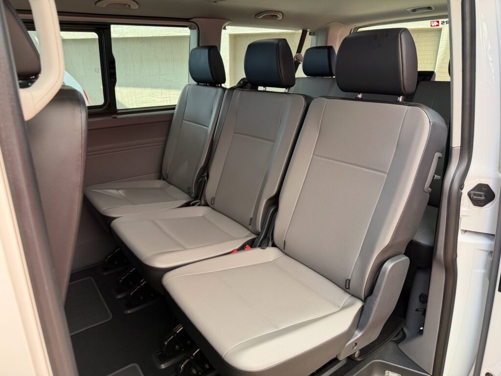 2024 Volkswagen Transporter 2.0 TDI 110kW Kombi SWB Trendline — Detail