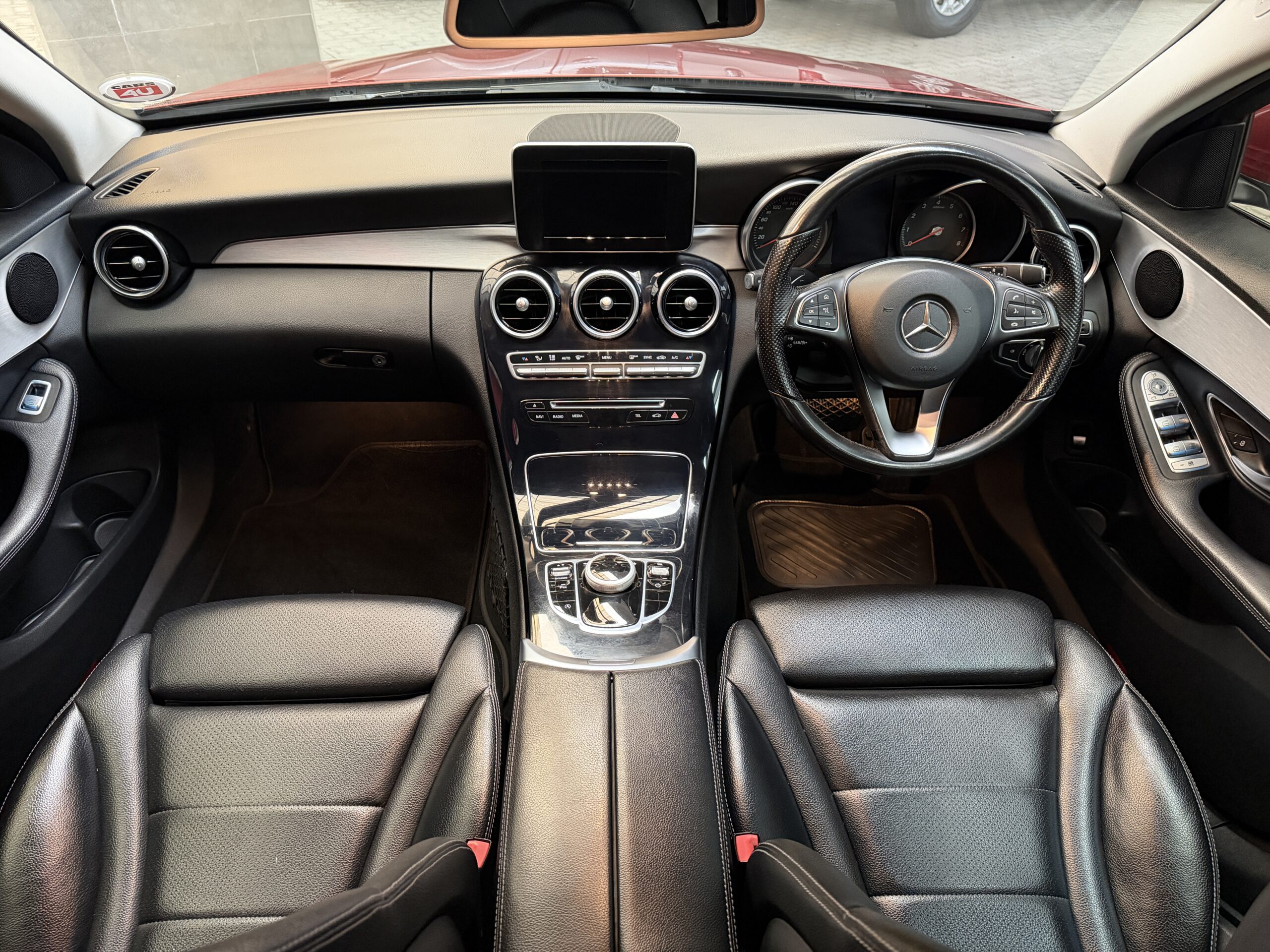 2016 Mercedes-Benz C-Class — Cabin