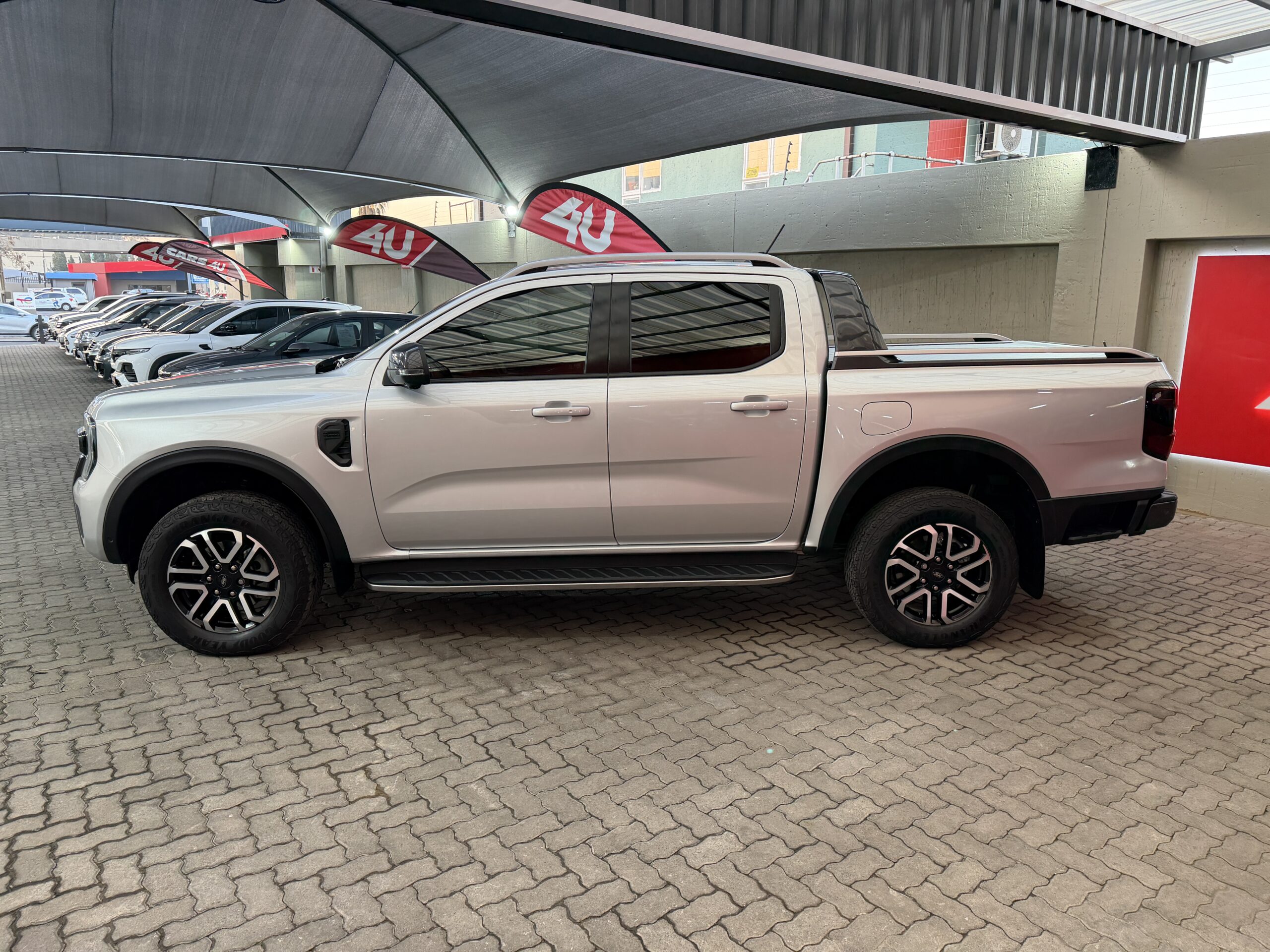 2023 Ford Ranger 2.0 Bi-Turbo — Side