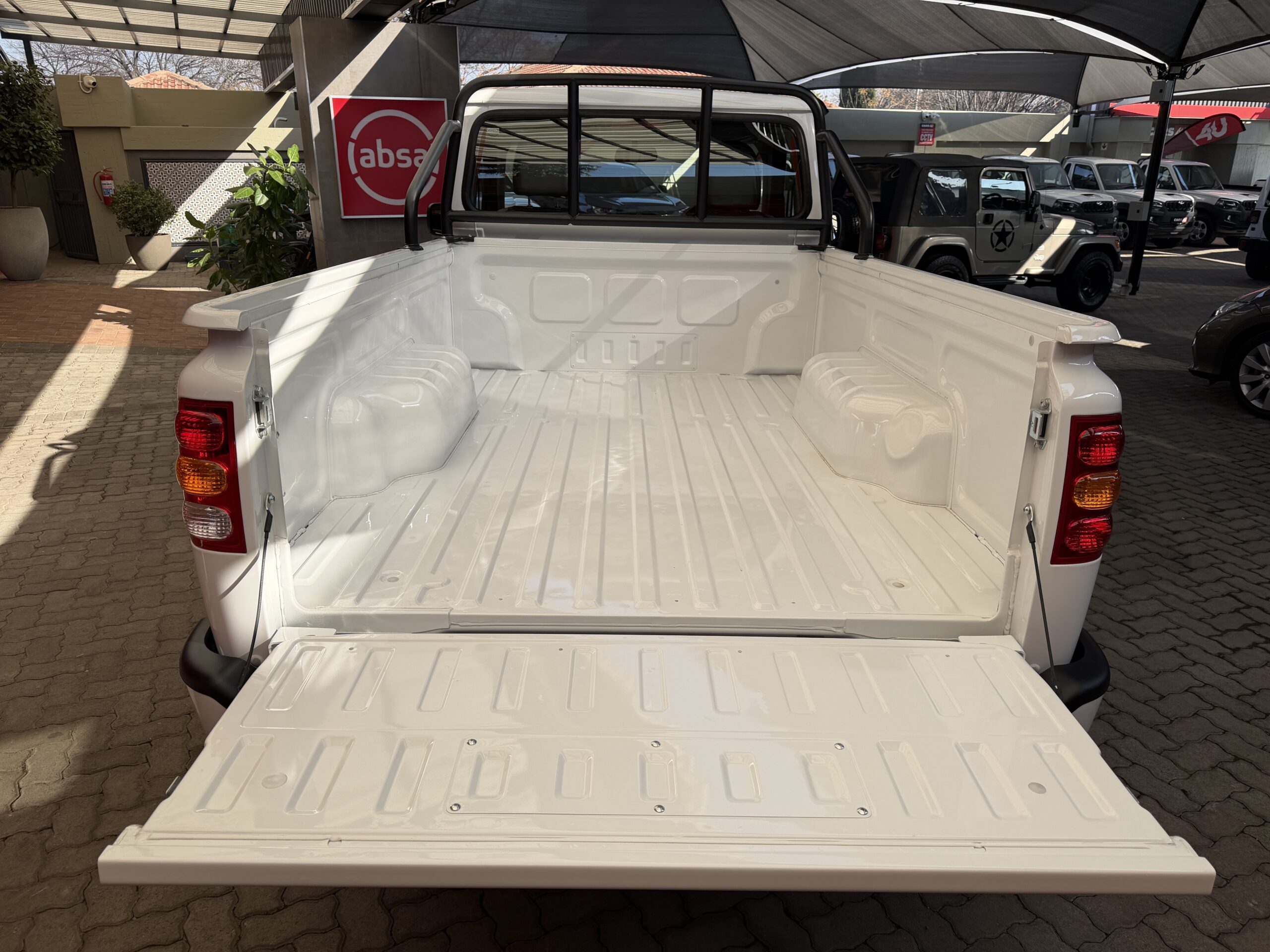 2026 Mahindra Pik Up 2.2 — Other