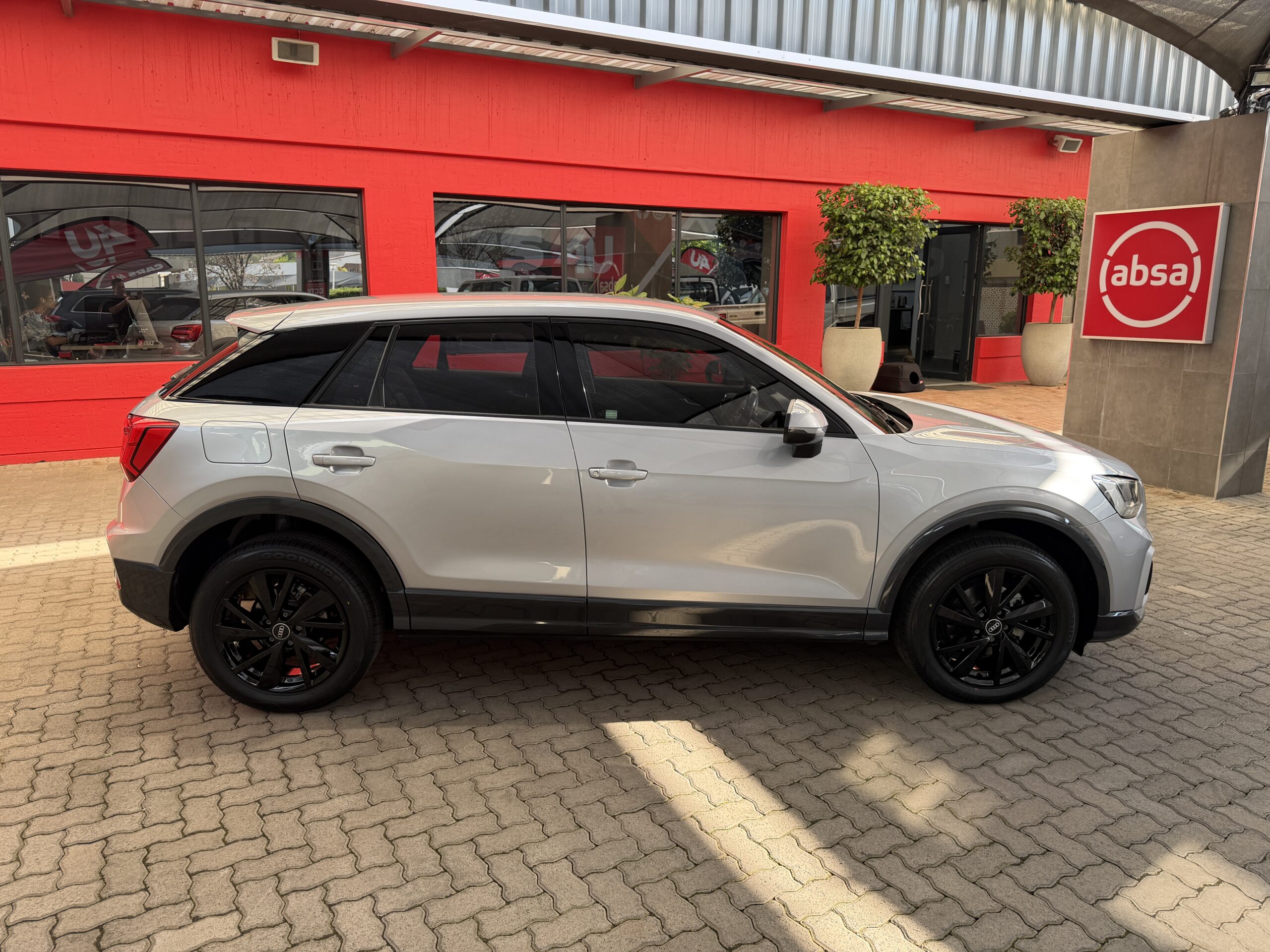 2021 Audi Q2 1.4 TFSI — Side