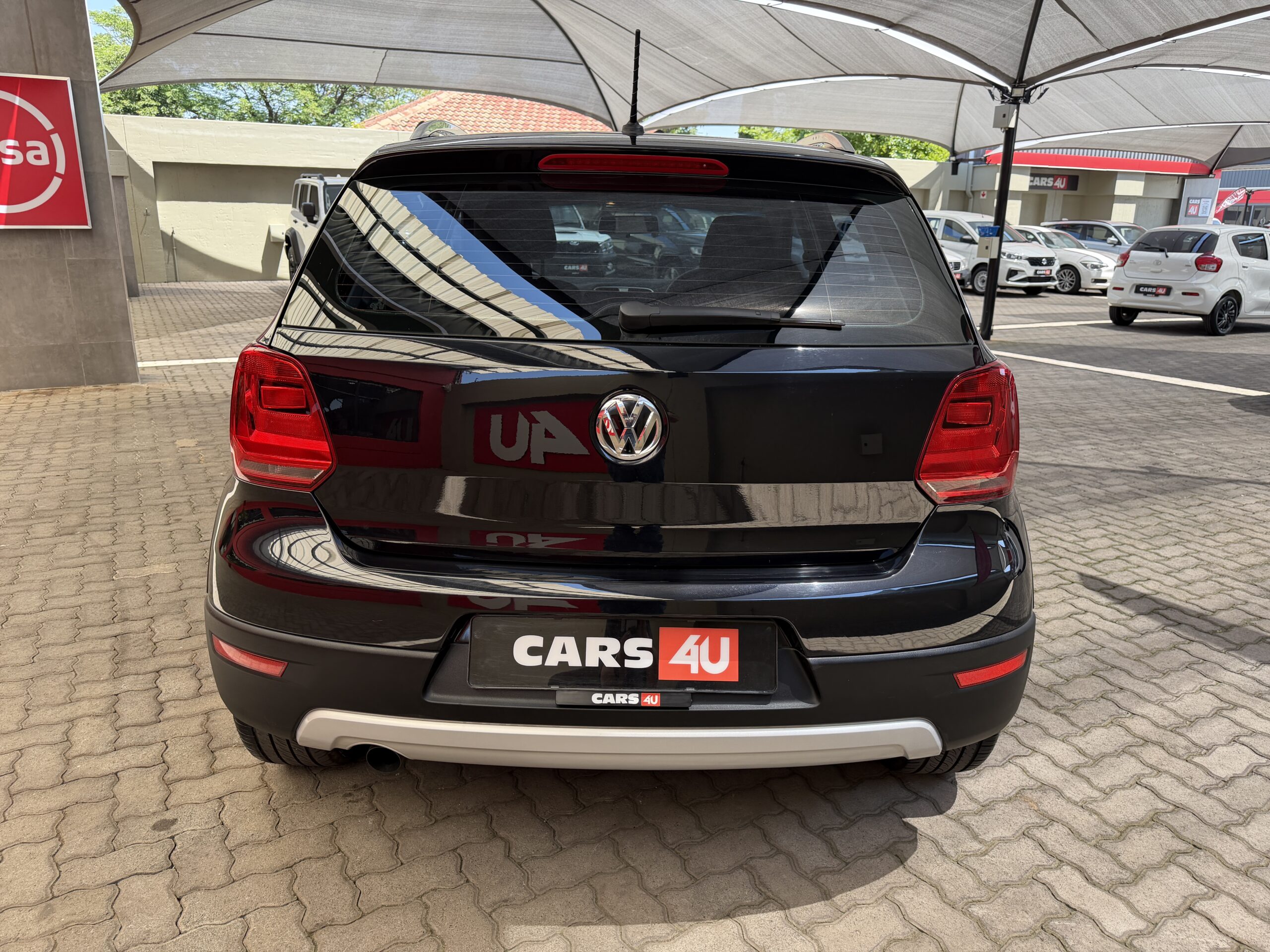 2017 Volkswagen Polo Cross 1.2 — Rear ¾