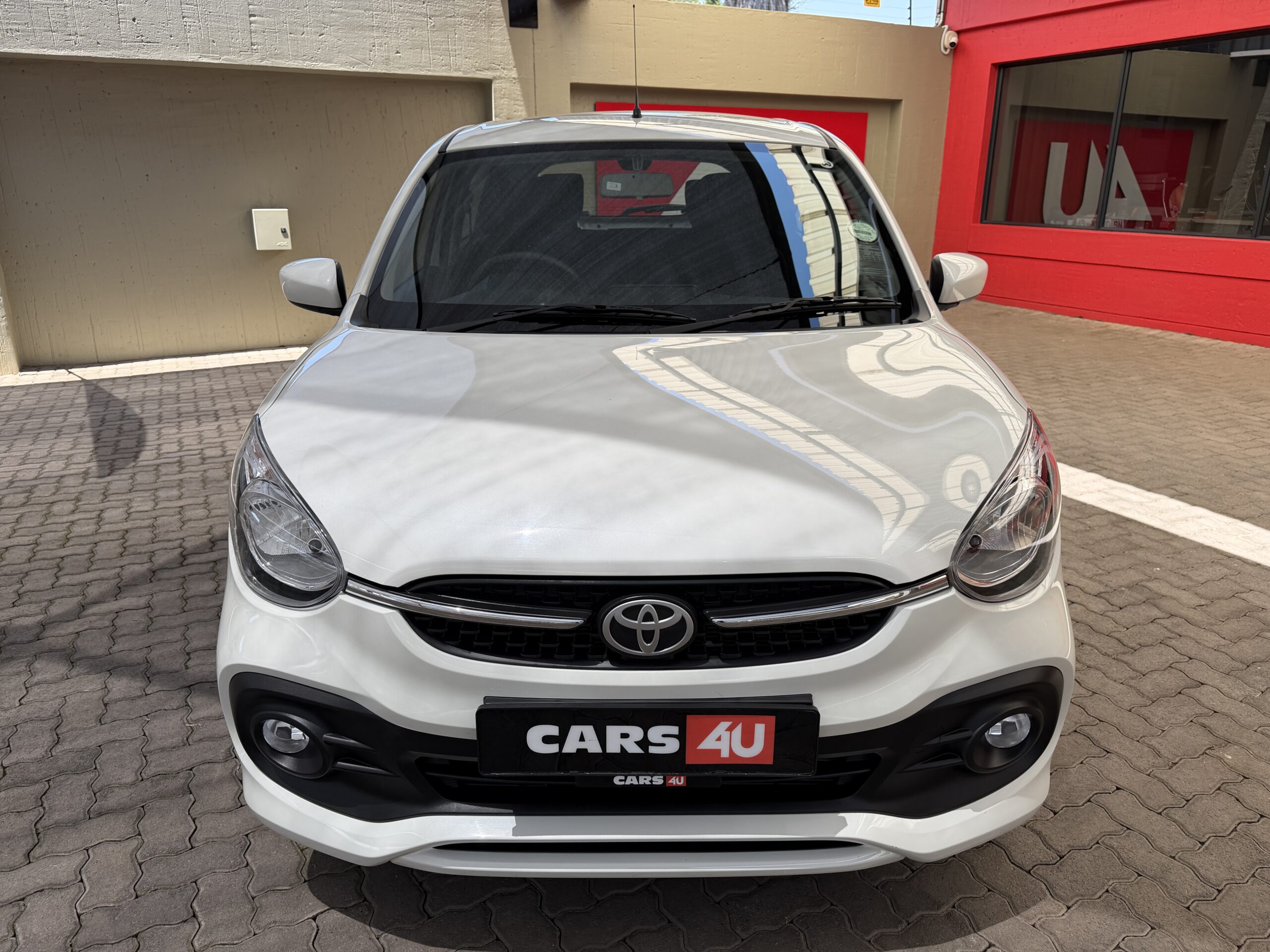 2024 Toyota Vitz 1.0 XR