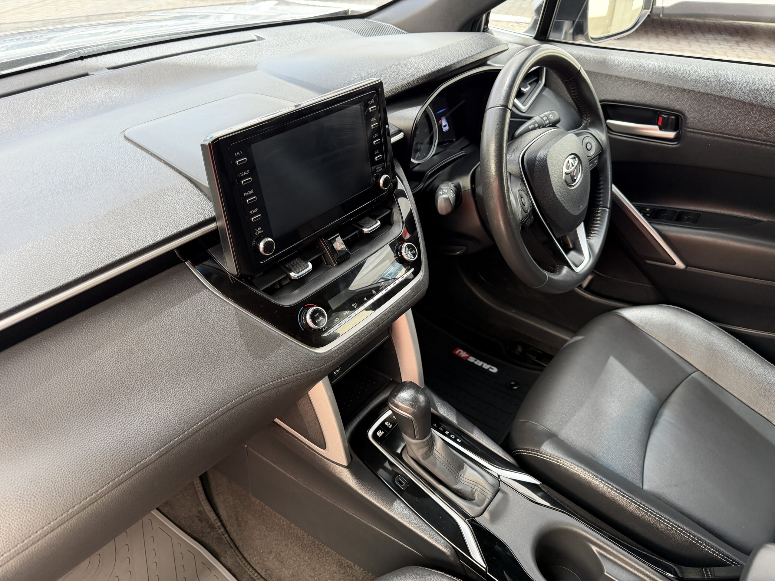 2024 Toyota Corolla Cross 1.8 — Cluster
