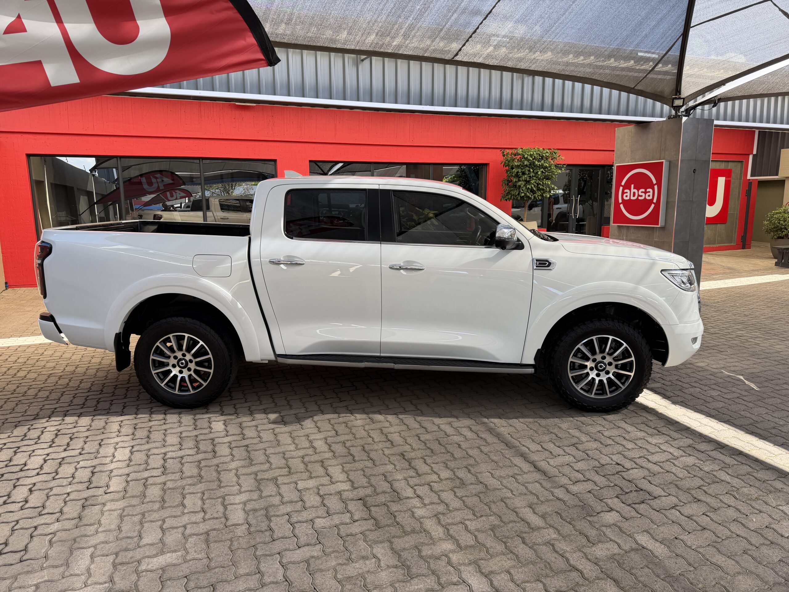 2022 GWM P-Series PV 2.0 — Side