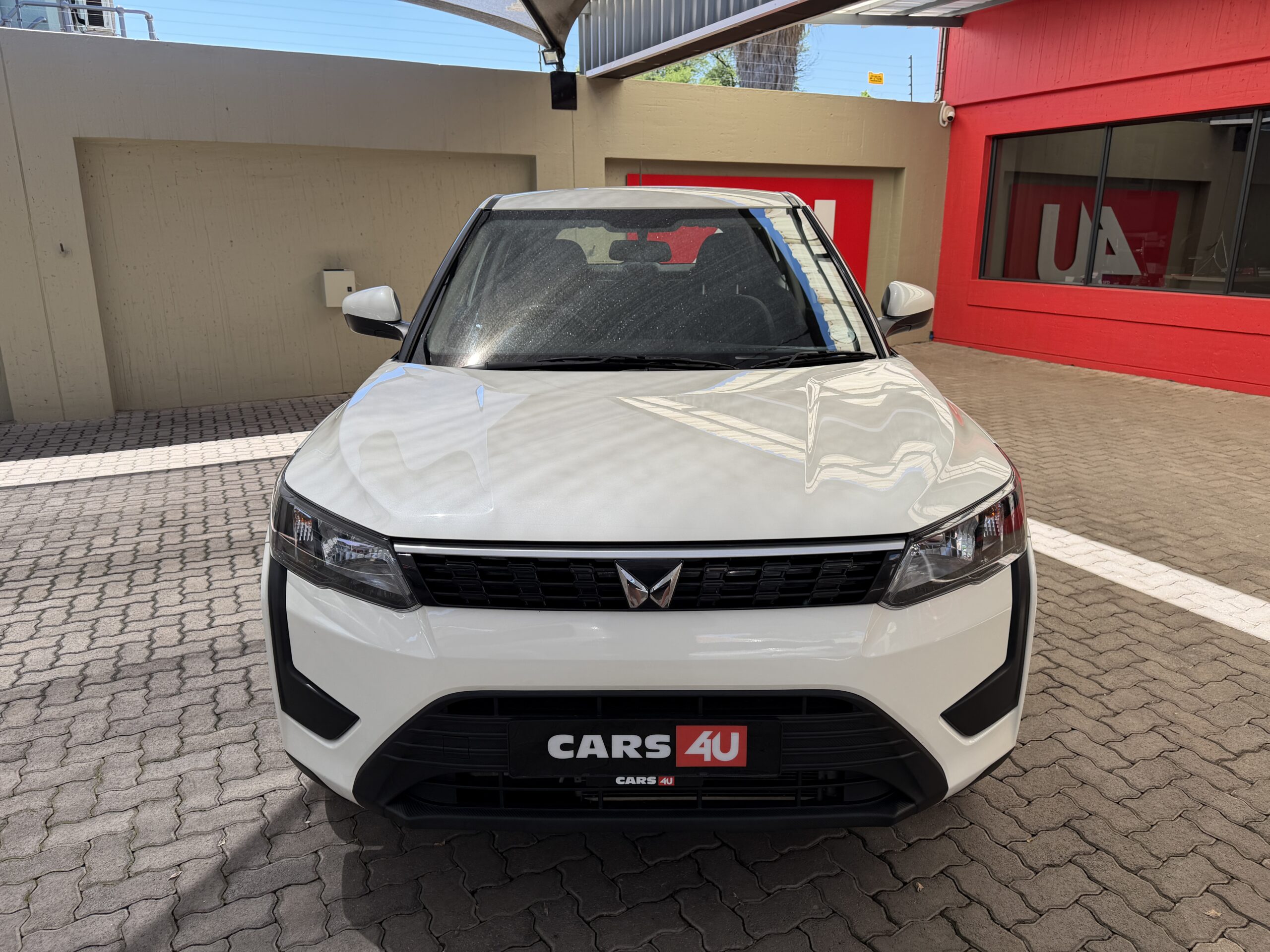 2023 Mahindra XUV 300 1.2T