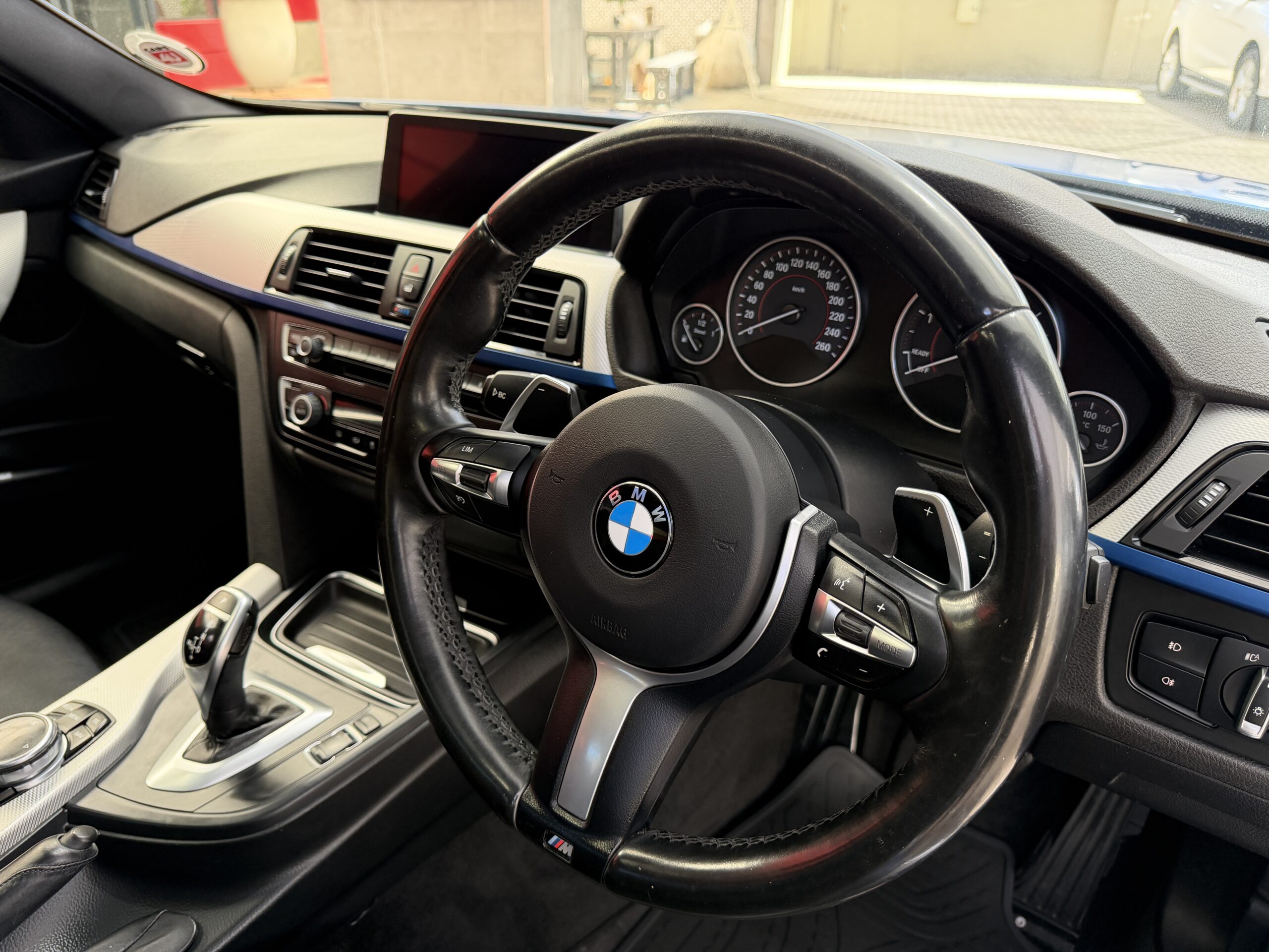 2014 BMW 3 Series 330d — Cluster