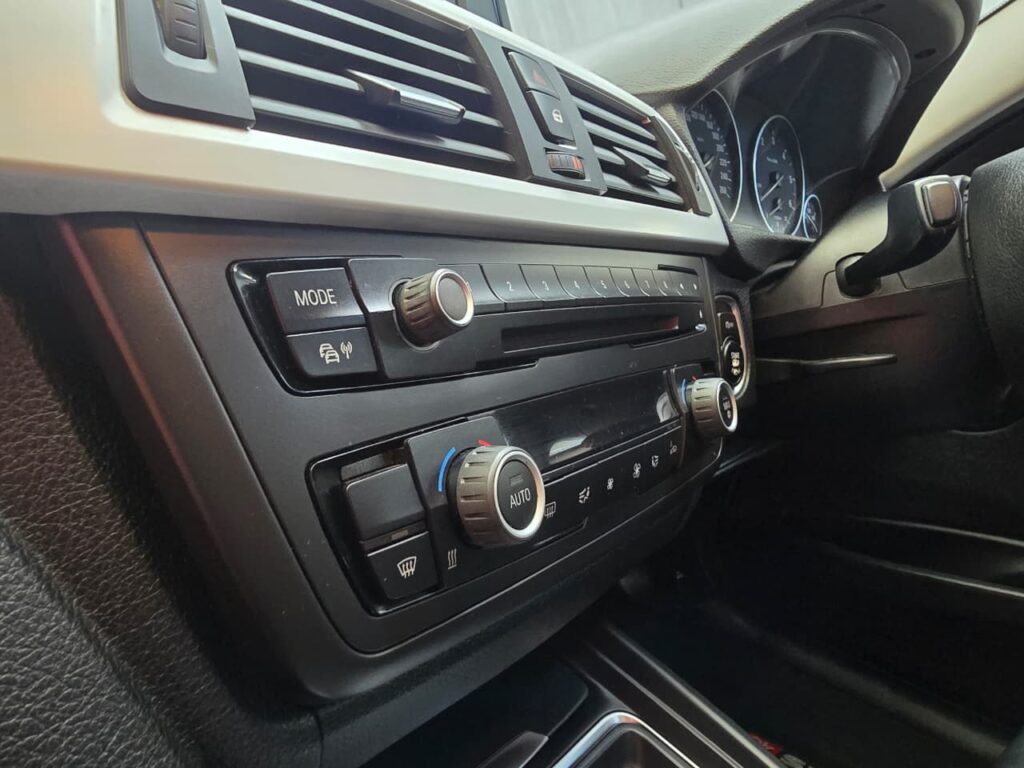 2012 BMW 3 Series 320d — Other